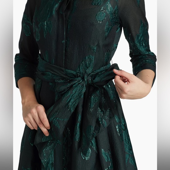 Worn once for a wedding - Picture 2 of 3